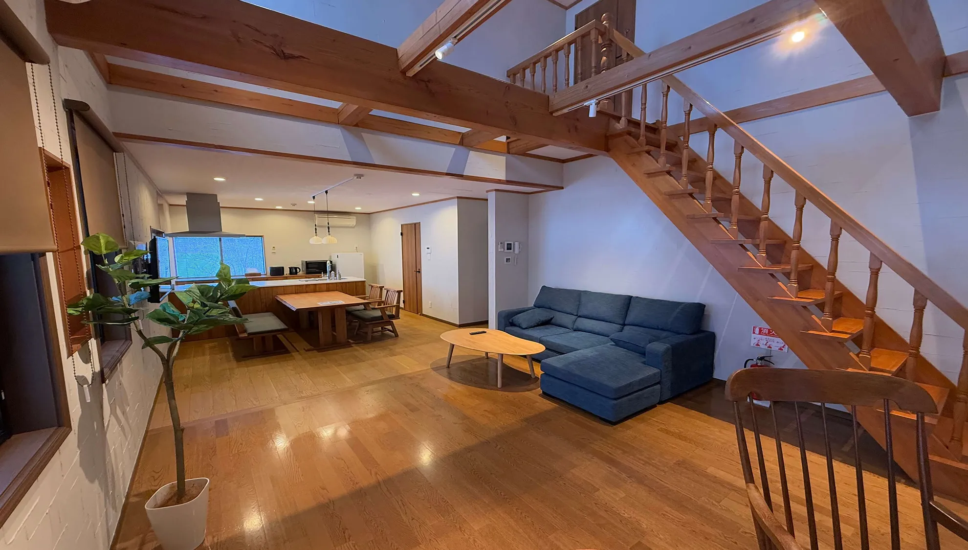 Current Resort West 室内画像