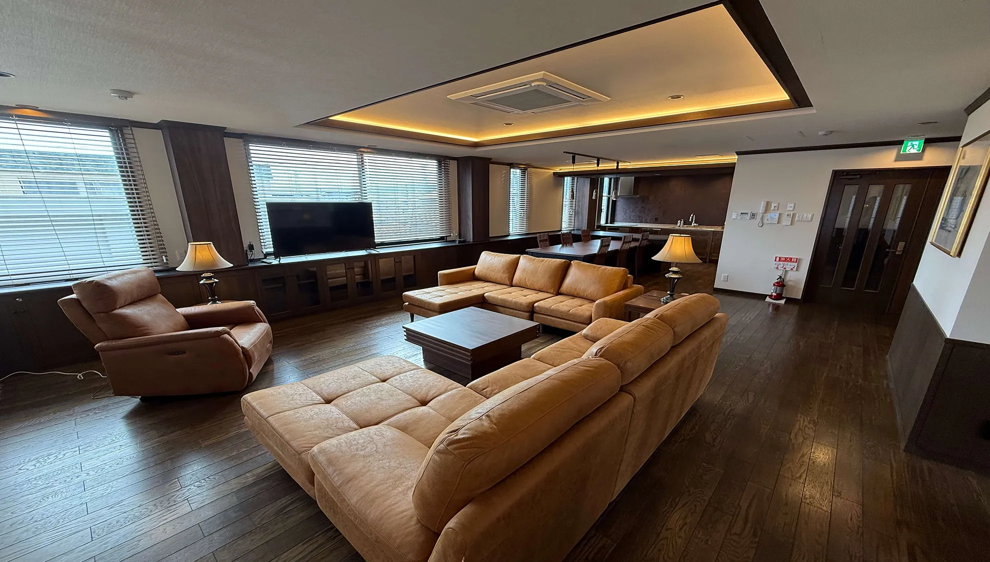 CURRENT VILLA 室内画像