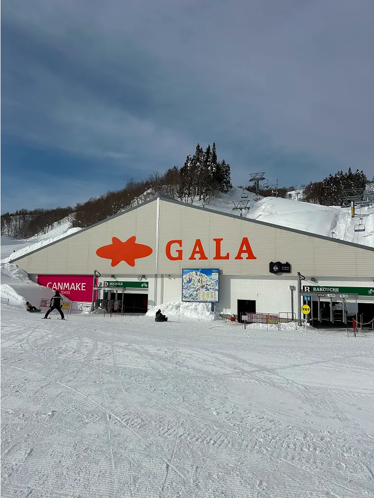 近隣スキー場の様子