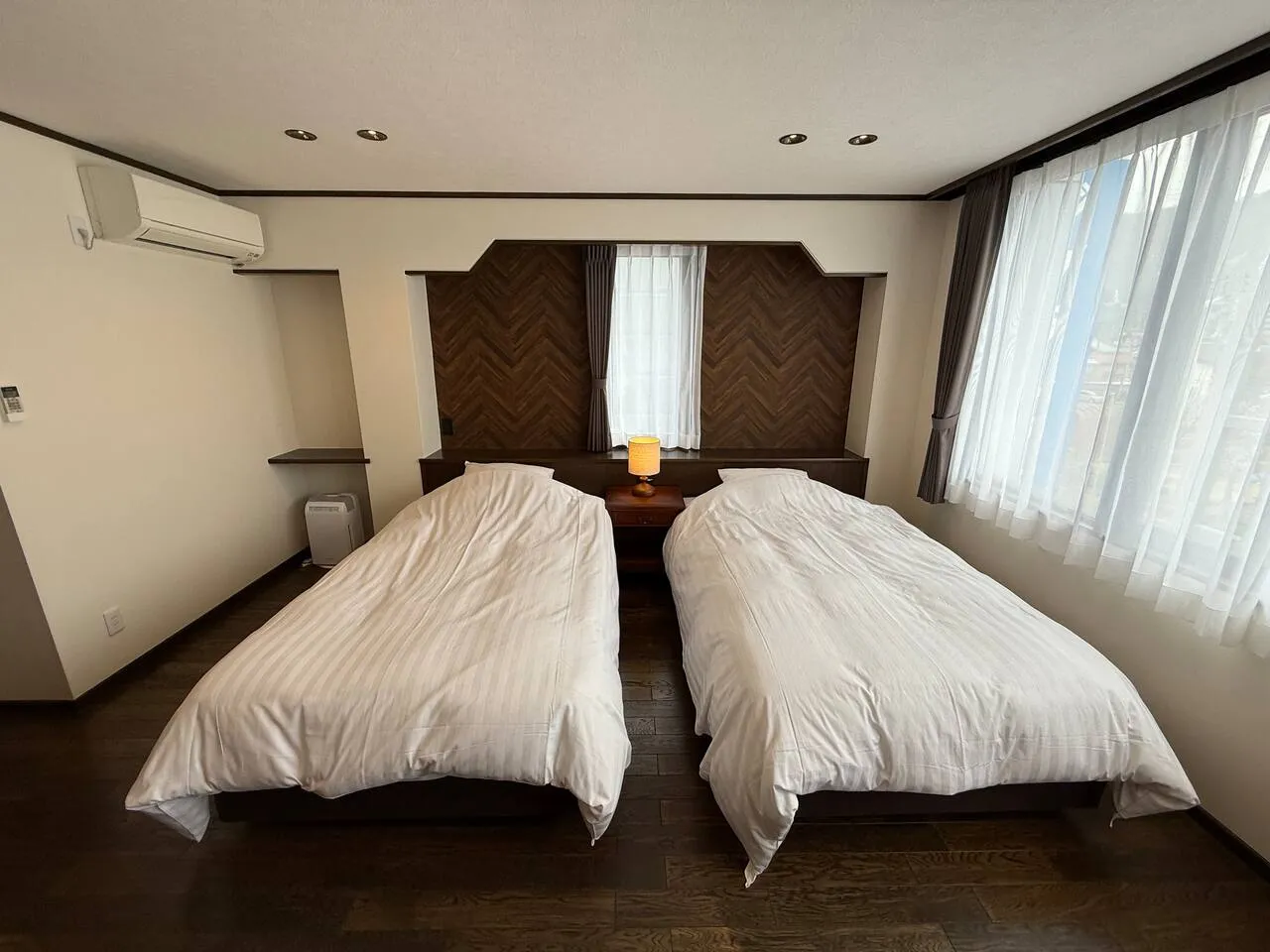 CURRENT VILLA 寝室