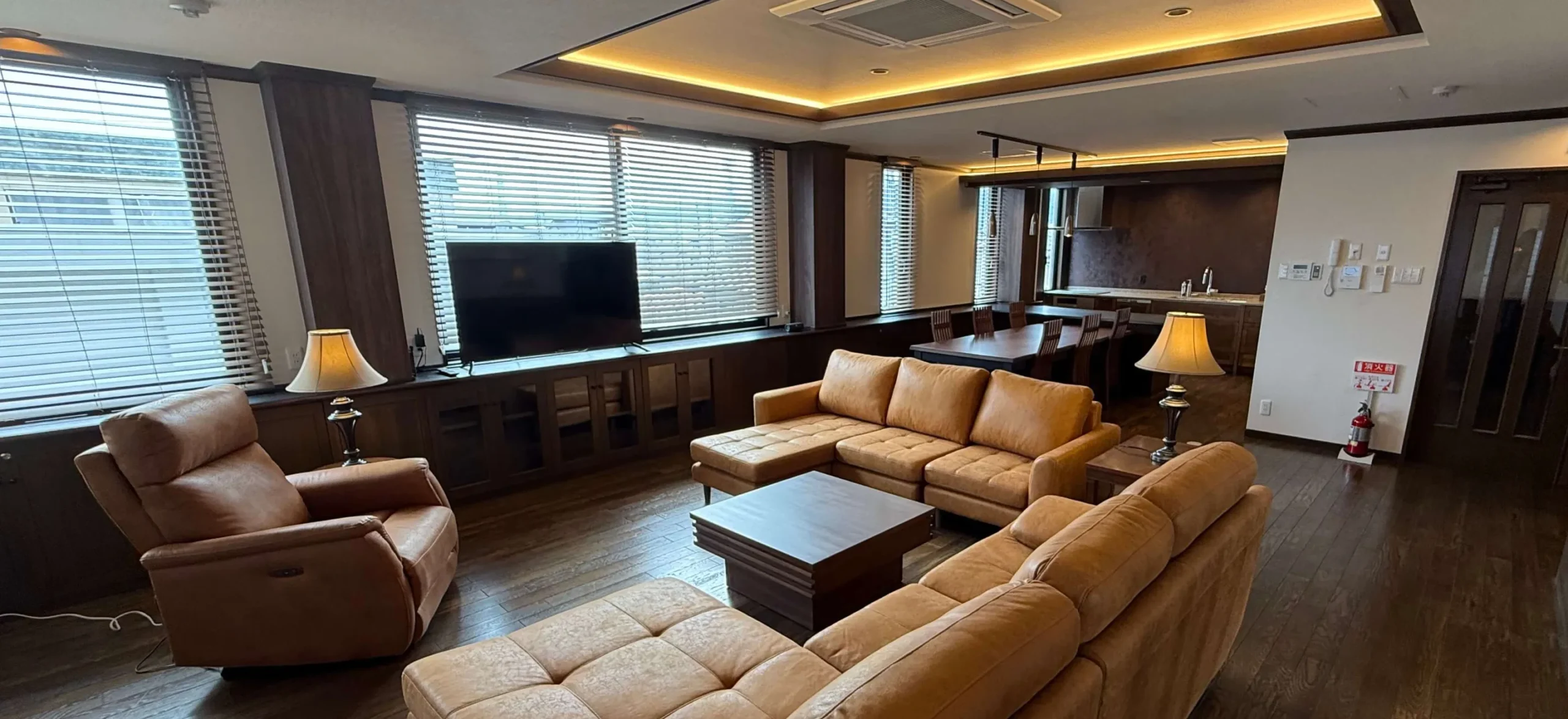 Current Villa スライド1